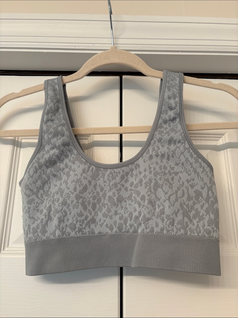 aerie Gray/Blue Snake Skin Pattern Seamless Sports Bralette